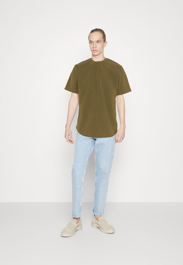 87Origins COLLARLESS
