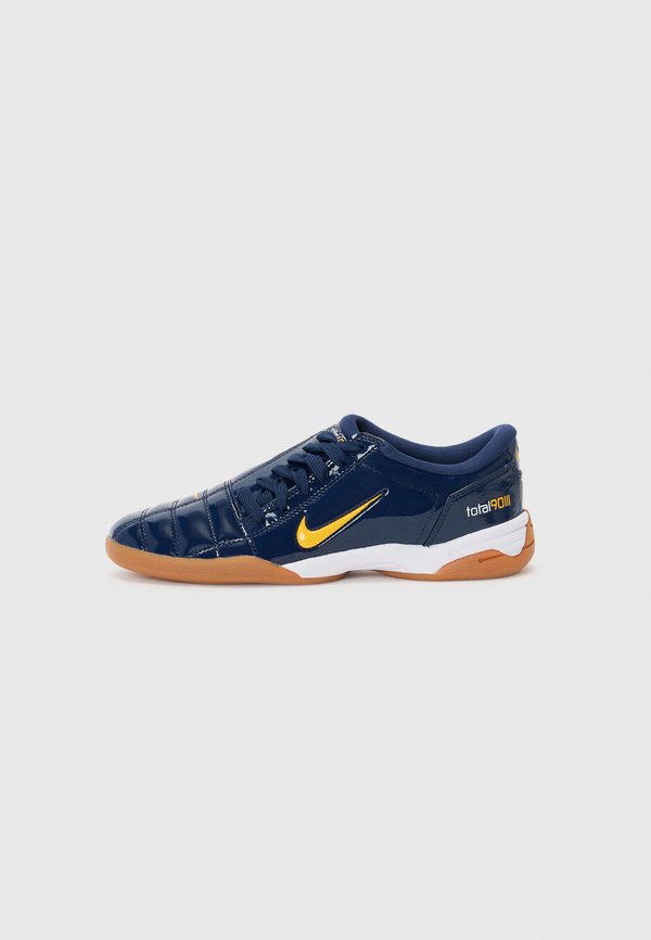 Nike Sportswear T90