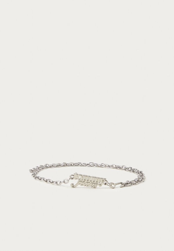 Tommy Jeans OVAL BUCKLE DEBOSSED LOGO LEATHER BELT