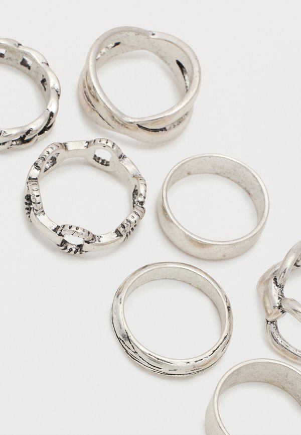 Pier One by Zalando 7 PACK