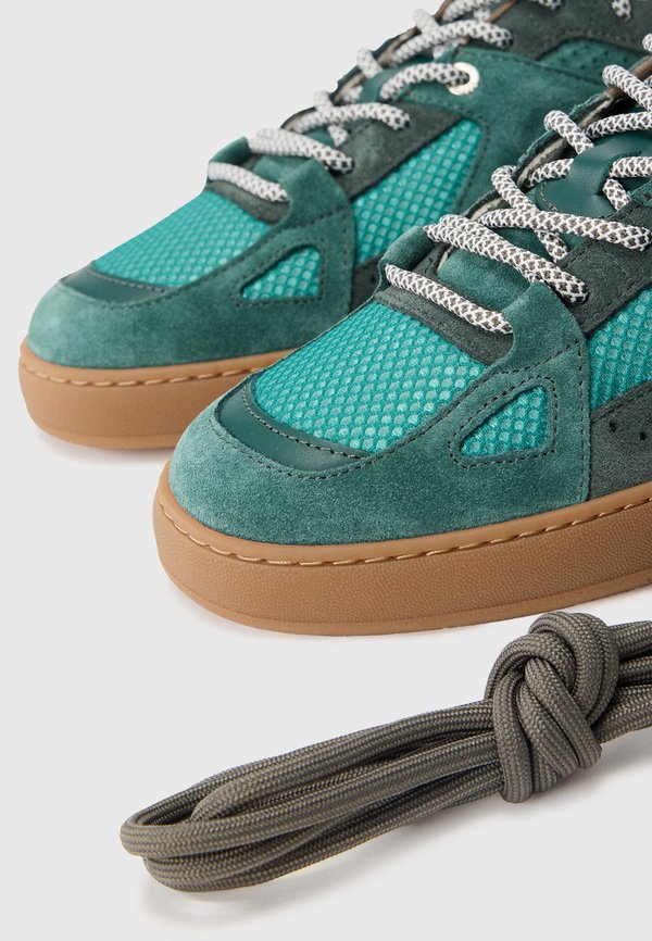 Filling Pieces PRISM PEAK
