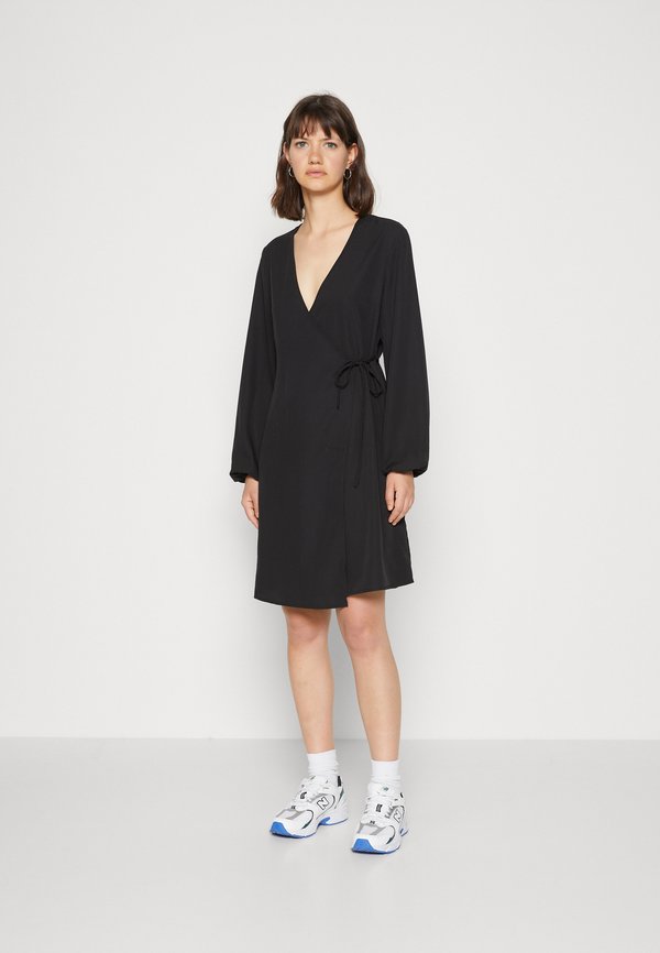 Pieces PCNESSA WRAP DRESS