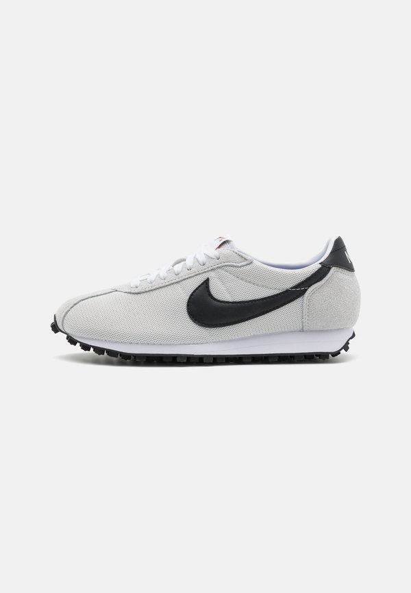 Nike Sportswear LD 1000