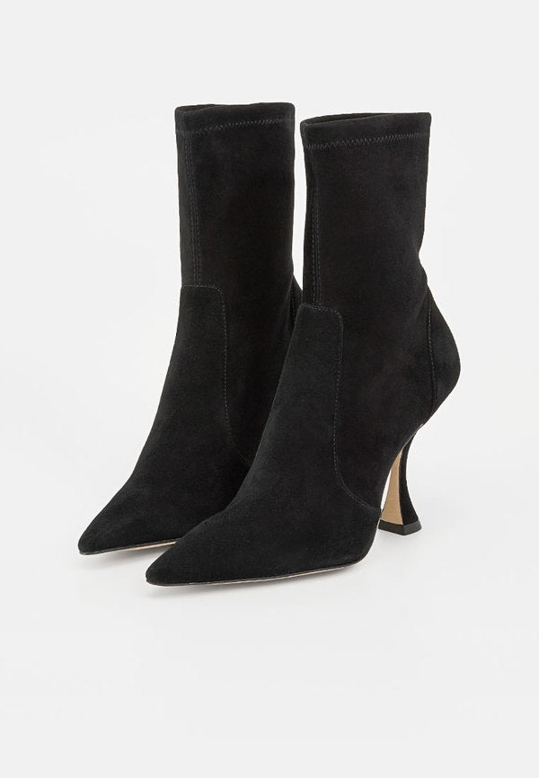 Stuart Weitzman