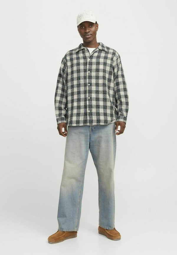 Jack & Jones Over wide fit