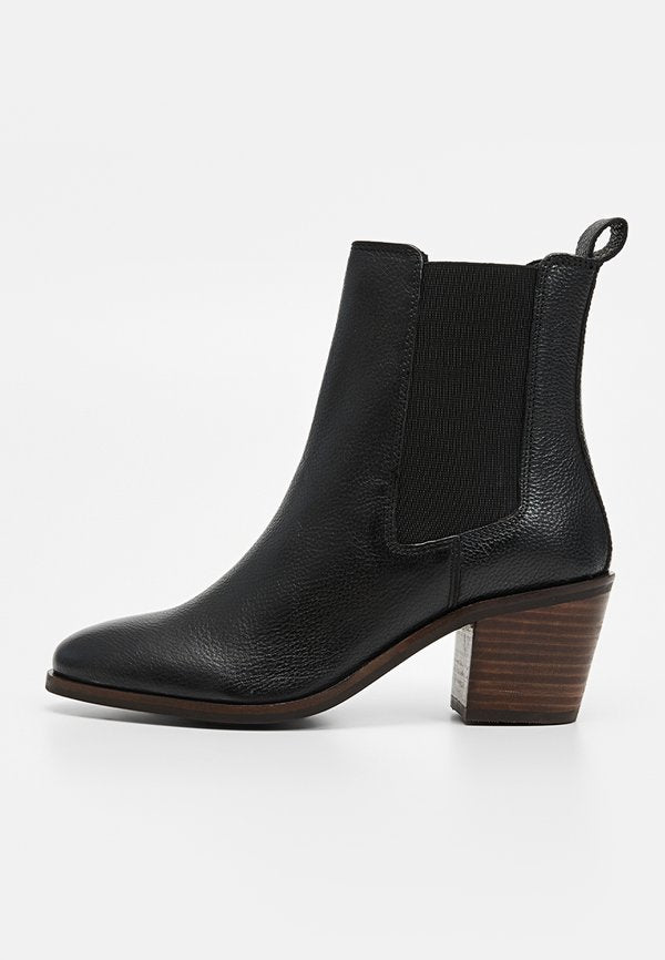 Dune London PASIL