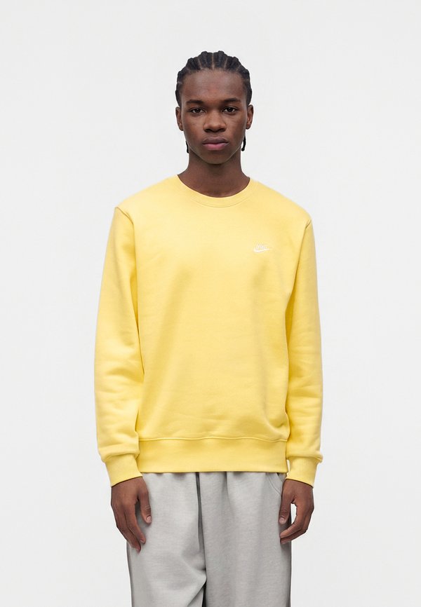 Nike Sportswear CLUB CREW - Sweatshirt - soft yellow/white