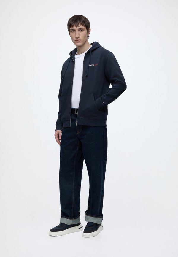 Tommy Jeans REG DNA BACKPRINT