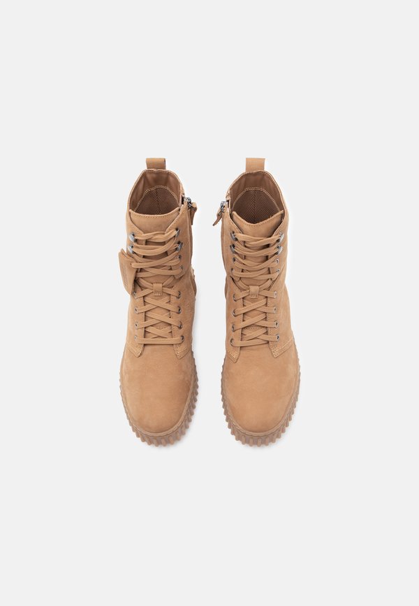 Clarks TORHILL STYLE
