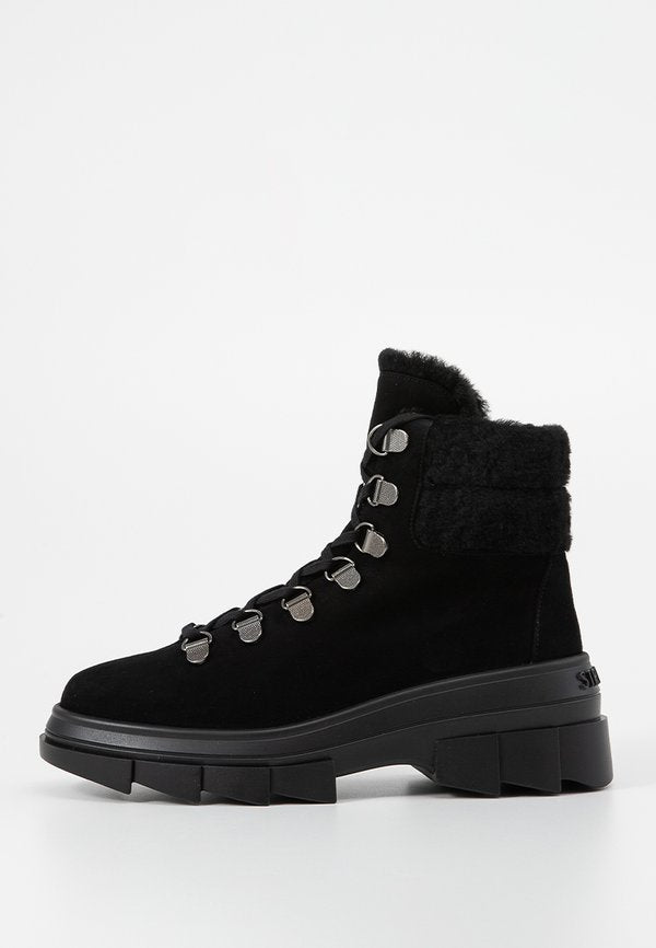 Stuart Weitzman NOHO