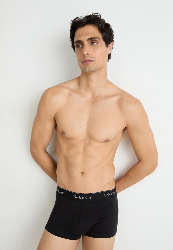 Calvin Klein Underwear ICON 3 PACK - Trunks - black