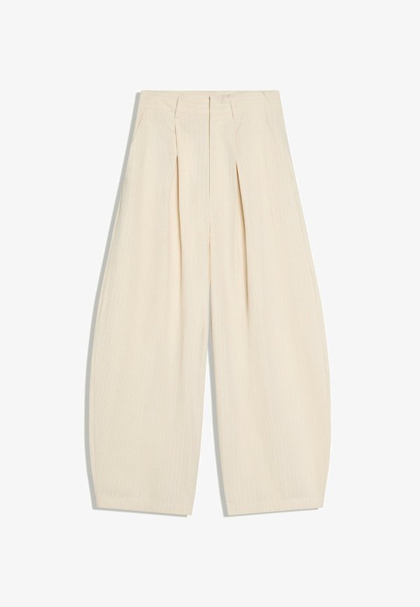 Bershka SUPER WITH DARTS - BAGGY TROUSERS - Trousers - sand