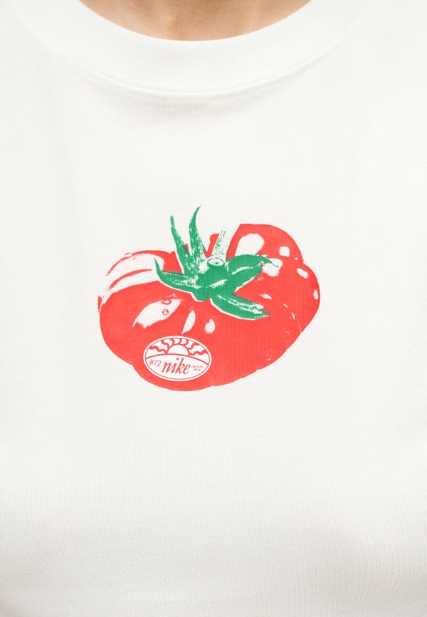 Nike Sportswear TEE