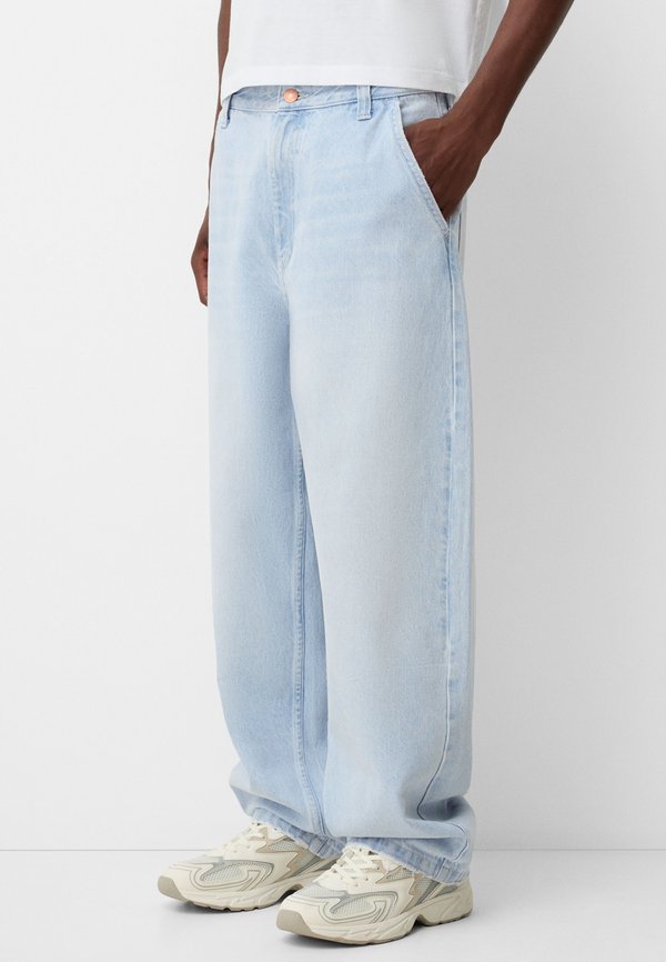 Bershka SKATER - Relaxed fit jeans - light blue