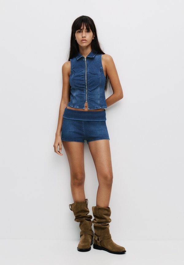 PULL&BEAR