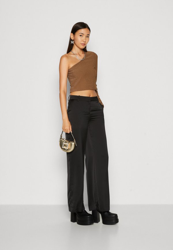 Pieces PCSALINE CROPPED ONE SHOULDER