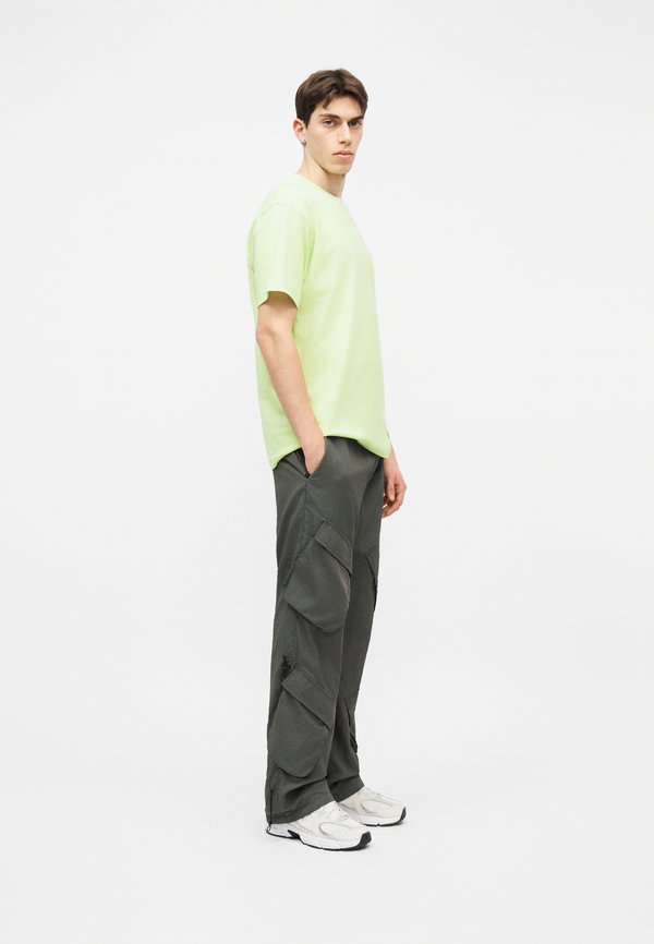 New Balance UNISEX