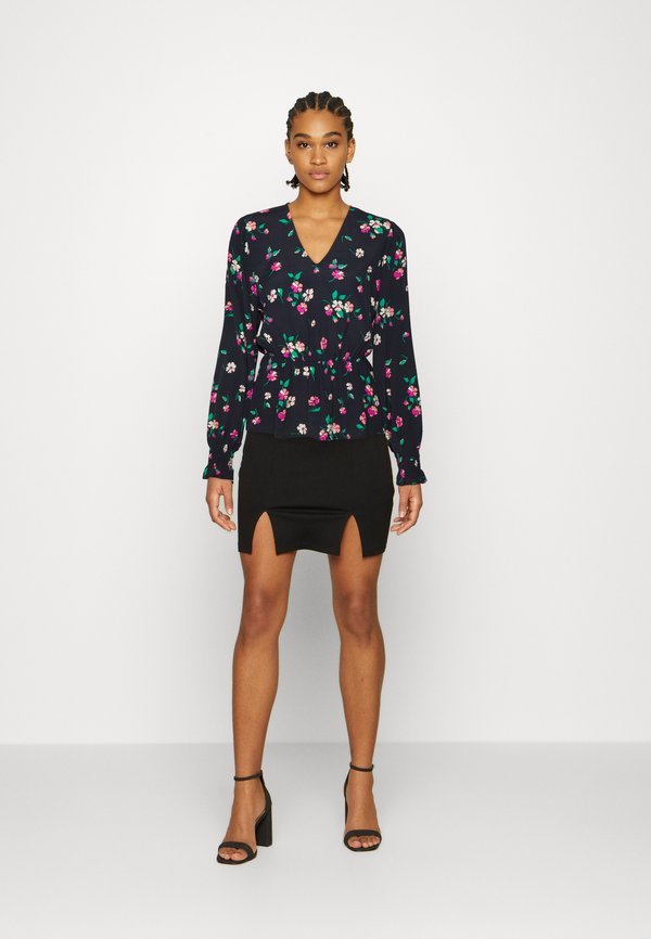 Pieces PCNIKITA V-NECK