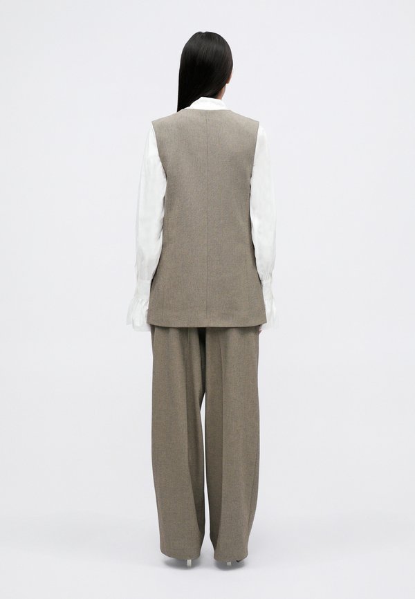By Malene Birger FRANCINE