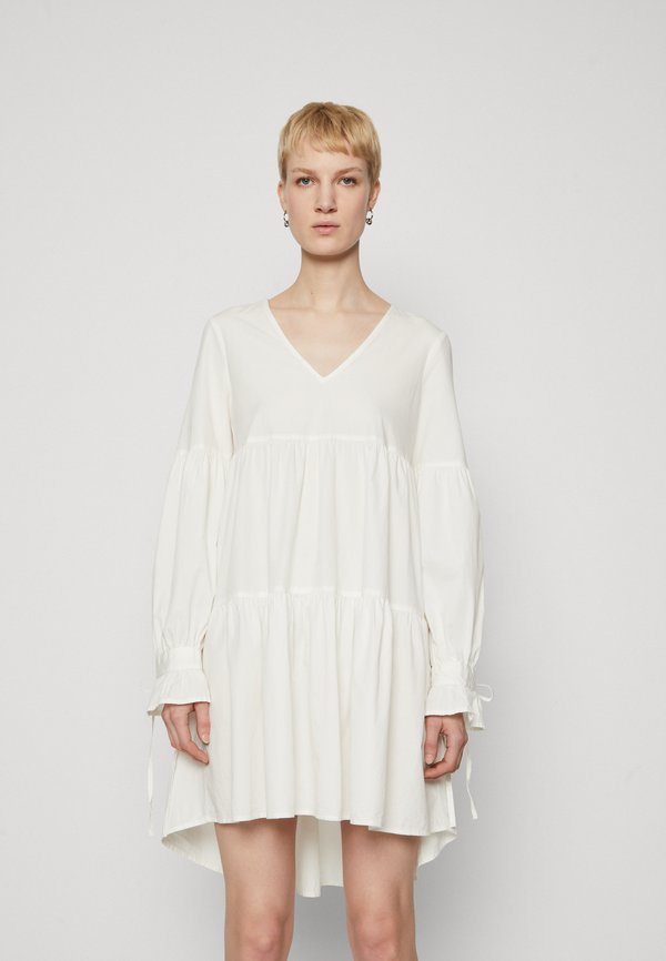 Vero Moda Tall VMCHARLOTTE FIA DRESS