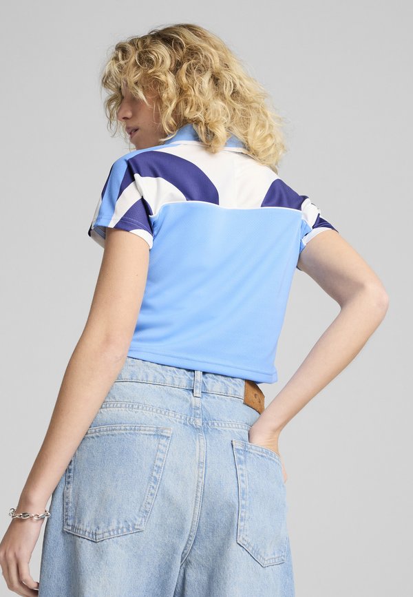 Puma FUTURE ARCHIVE FOOTBALL BABY TEE