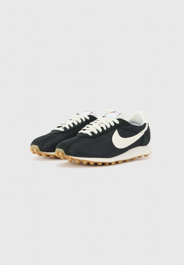 Nike Sportswear LD 1000
