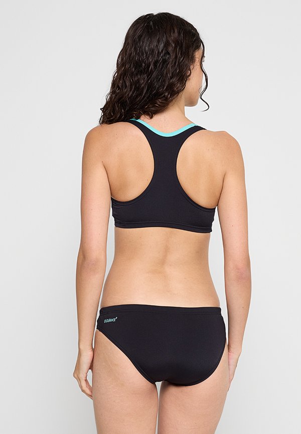 Speedo