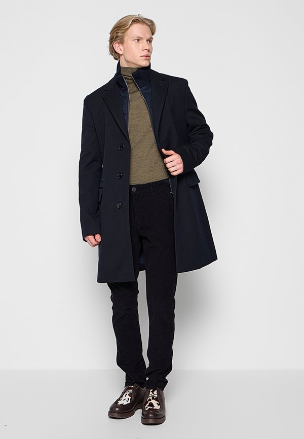 KARL LAGERFELD REGULAR FIT