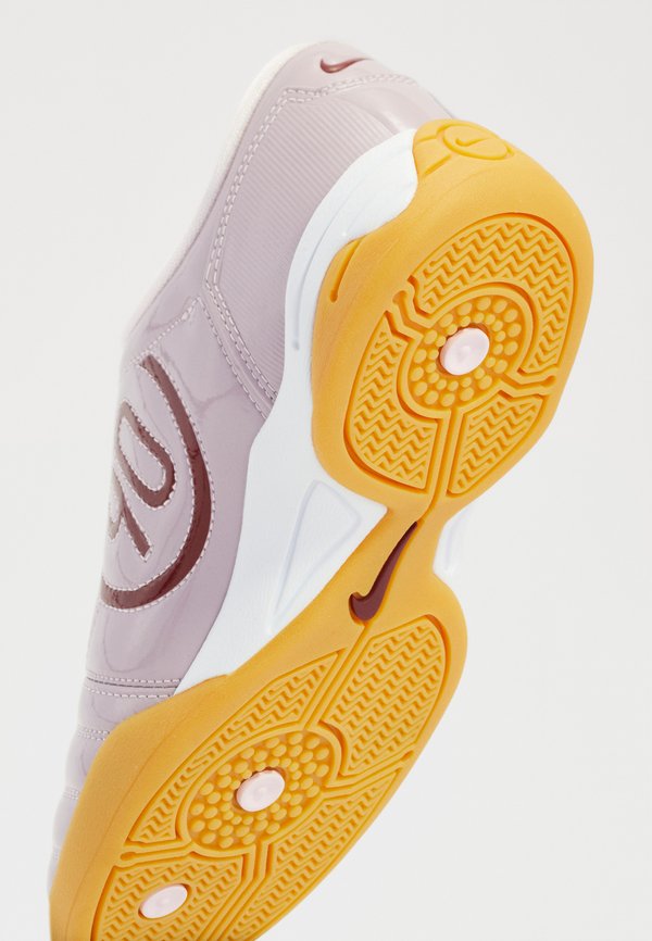 Nike Sportswear T90 UNISEX