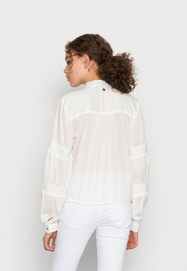 NIKKIE SARAH BLOUSE