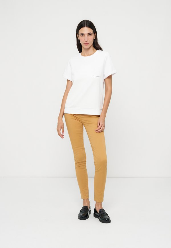 Armani Exchange