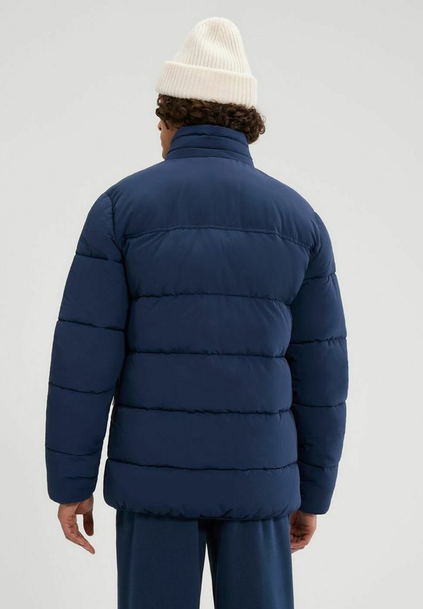 Ellesse PADDED