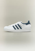 adidas Originals SUPERSTAR II UNISEX - Trainers - footwear white/crew navy/gold-coloured metallic