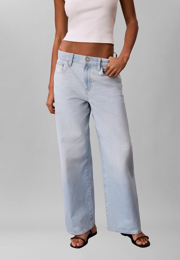 Calvin Klein Jeans WIDE LEG - Loose Jeans - lt anderson
