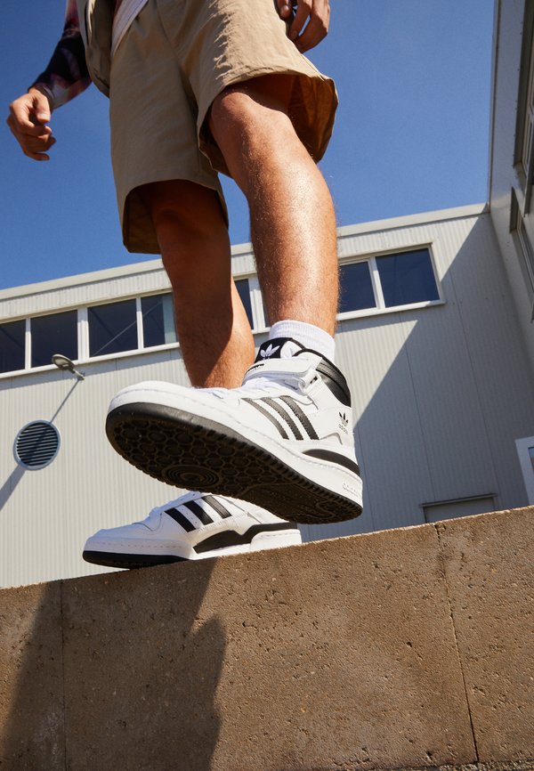 adidas Originals FORUM MID