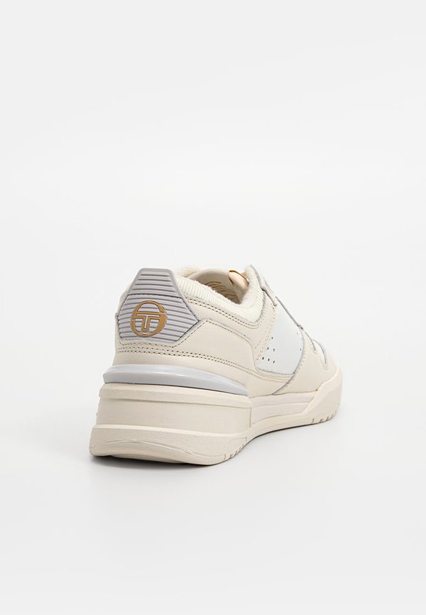 Sergio Tacchini COURT
