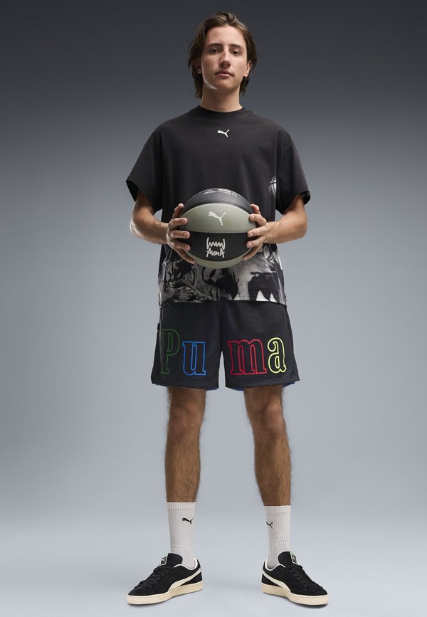 Puma MEMORY LANE OVERSIZED T-SHIRT - Print T-shirt - black