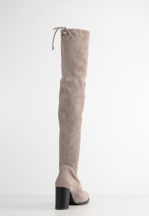 Stuart Weitzman TIPLAND