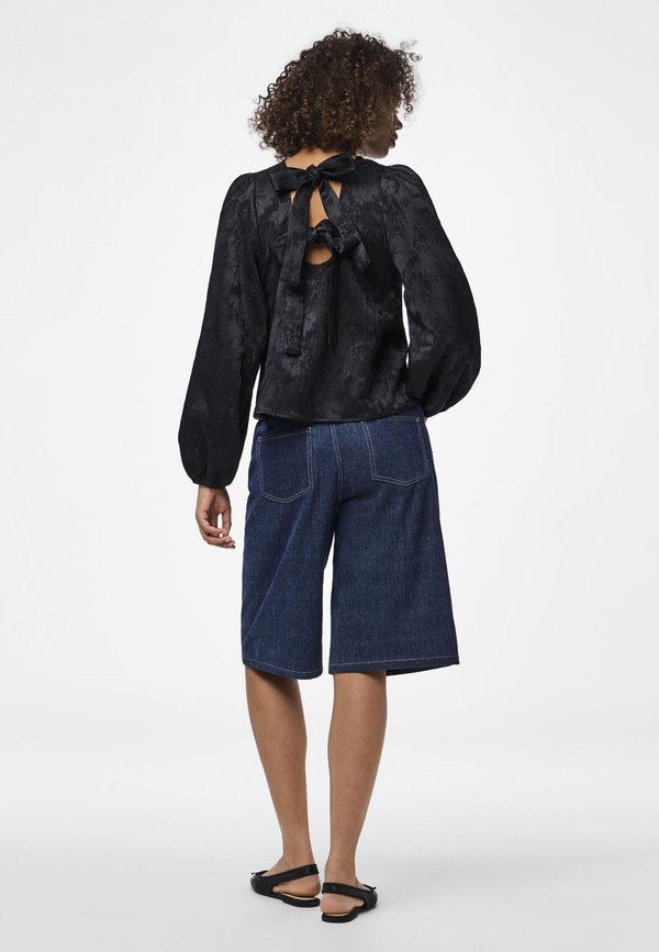 Pieces PCNETHE O NECK TIE