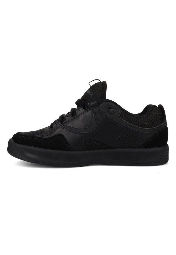 DC Shoes