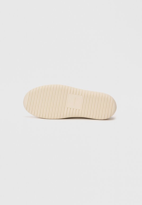 Calvin Klein HYBRID RUNNER