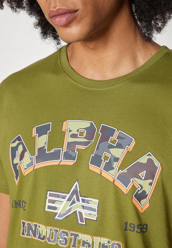 Alpha Industries COLLEGE CAMO T