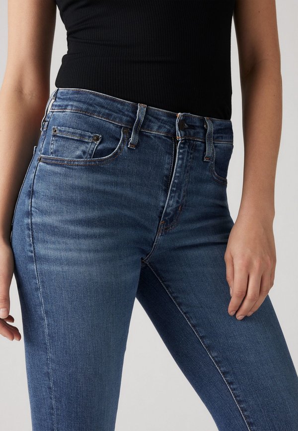 Levi's® 726® HIGH RISE FLARE