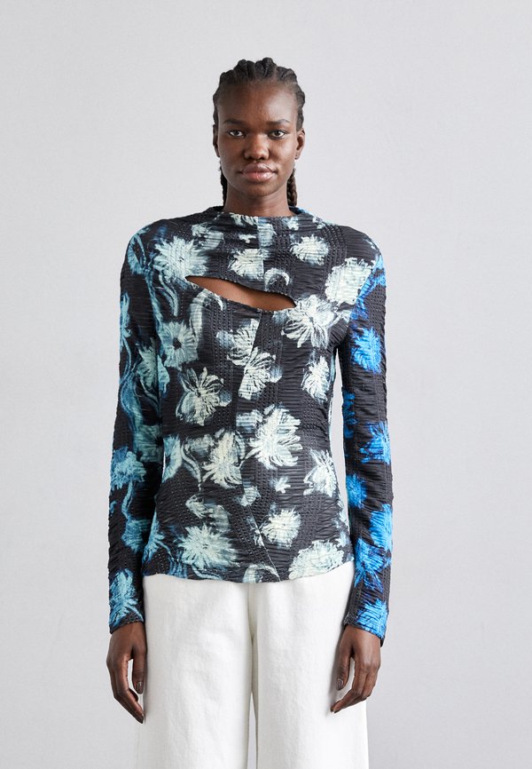 Stine Goya CLARE SMOCKING