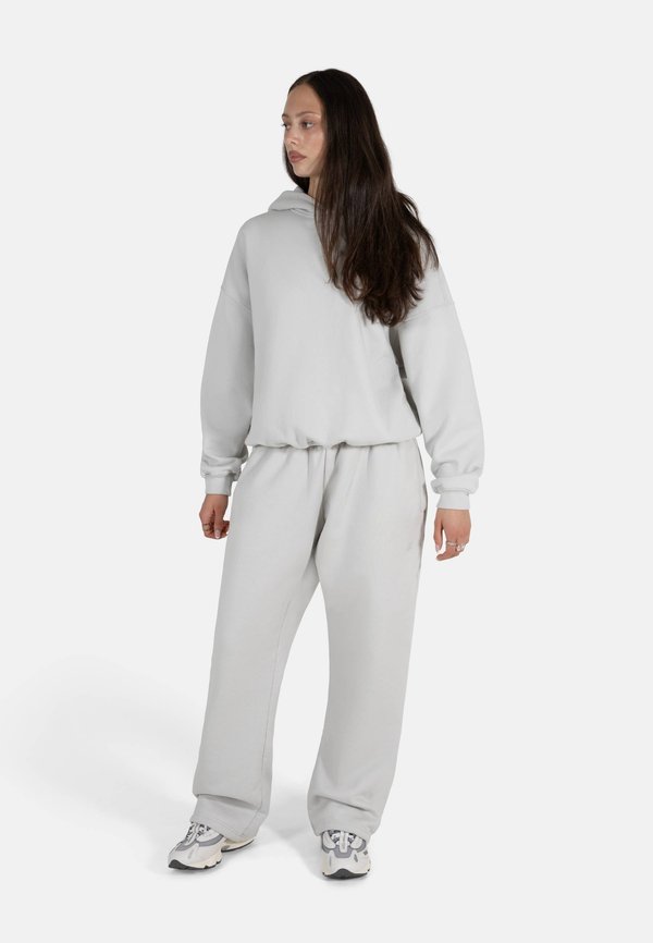 The Tracksuit Club UNISEX