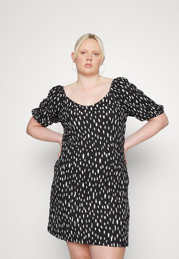 Vero Moda Curve VMGELINA PUFF DRESS