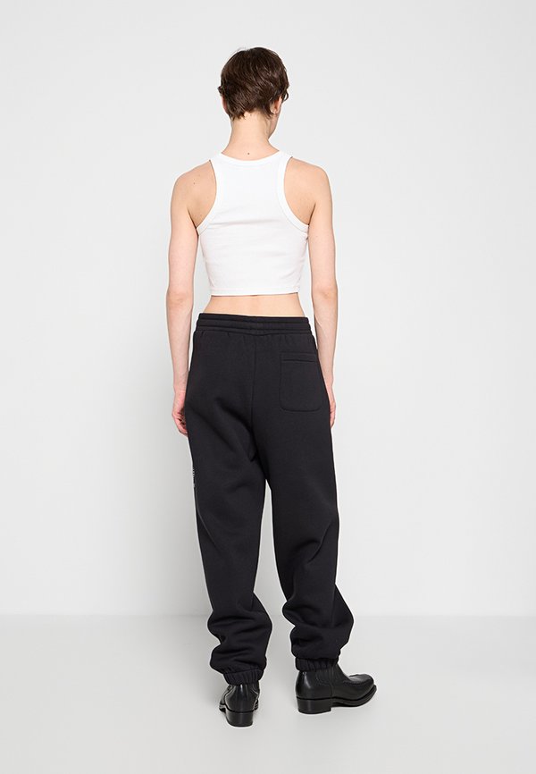 EA7 Emporio Armani