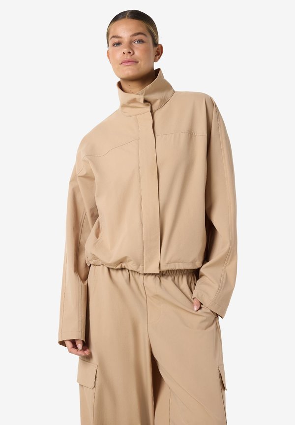 Noisy May NMKIRBY HIGHNECK ZIP JACKET