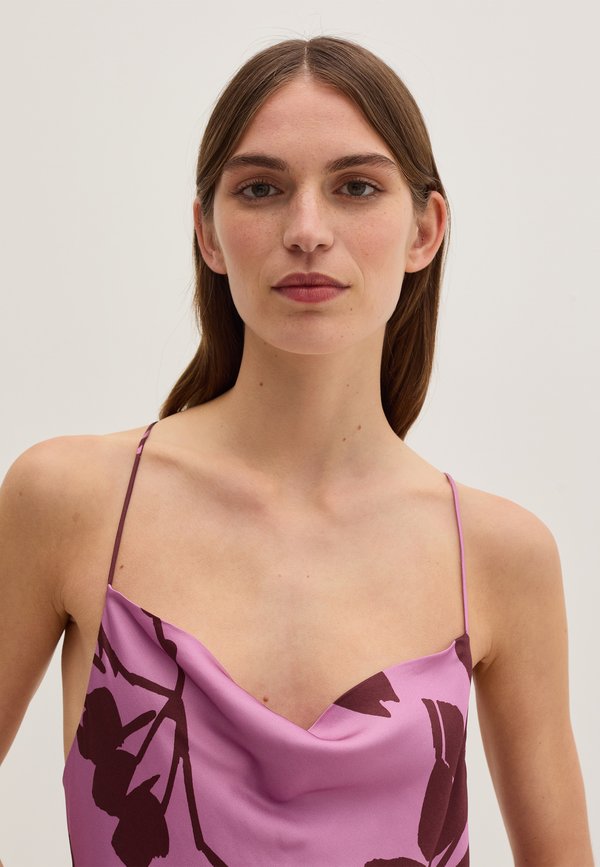 Stefanel  PATTERN SHOULDER STRAPS