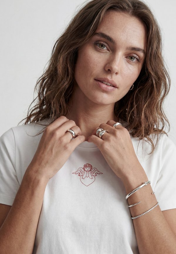 JJXX JXGIGI VALENTINE TEE